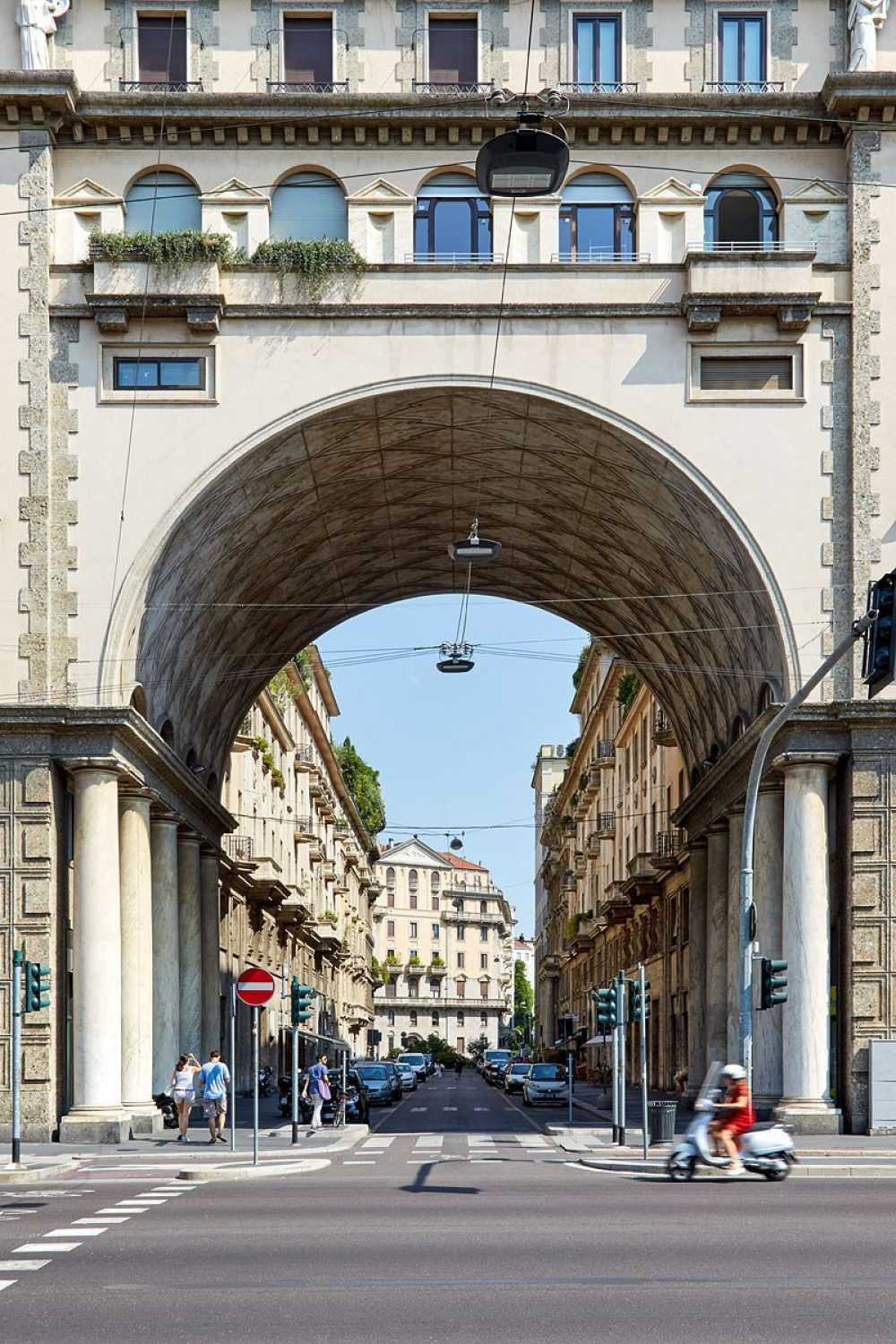 Piazza Eleonora Duse, Mailand