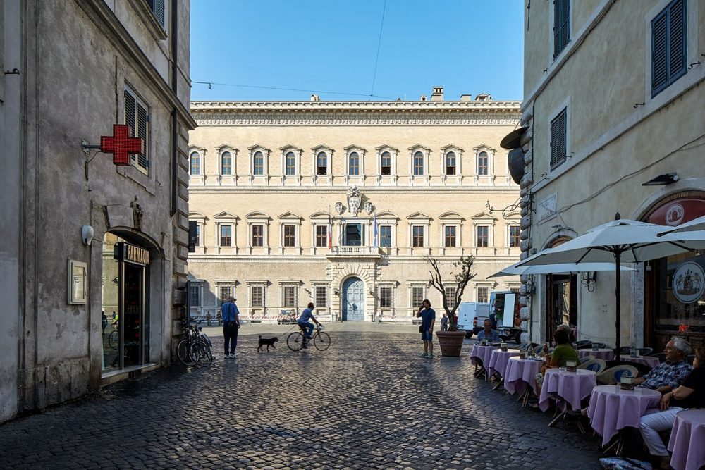 Piazza Farnese, Rom