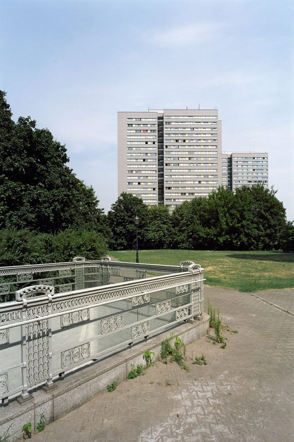 Fischerinsel mit U Bahnhof Spittelmarkt